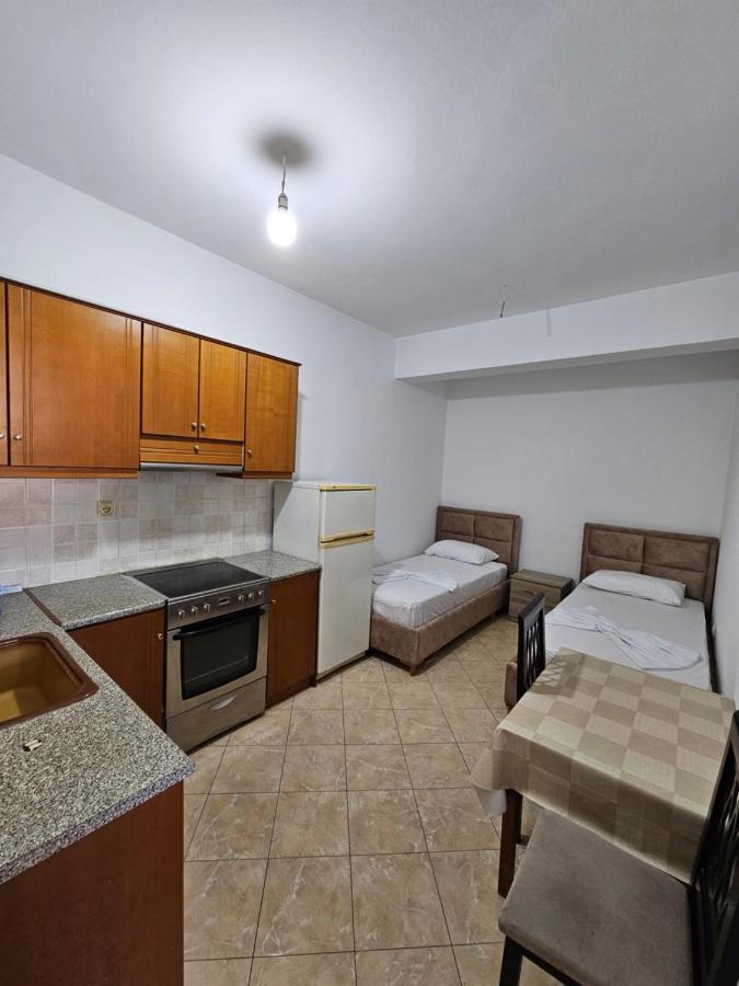 Alex Apartments Sarandë Exterior foto
