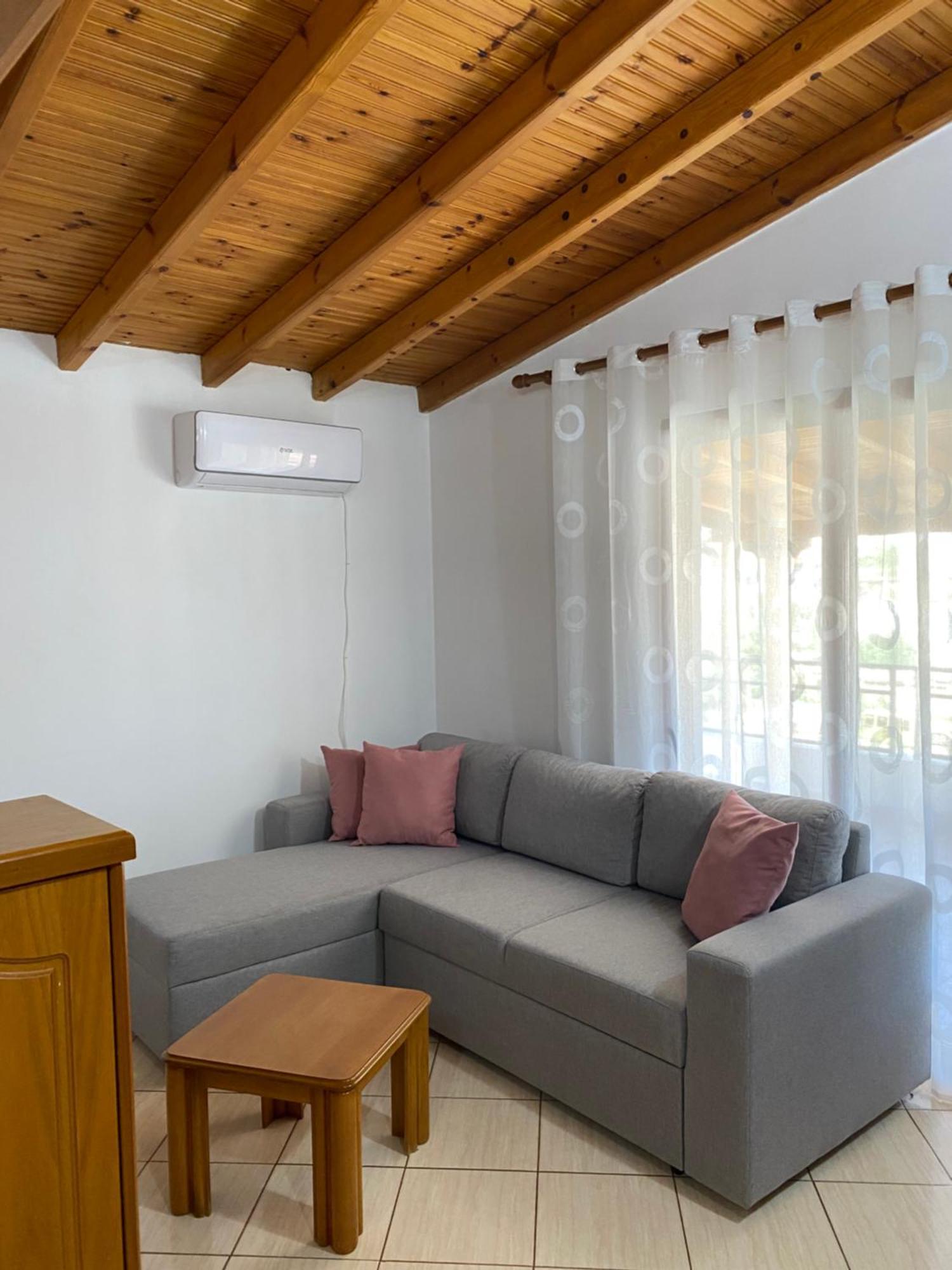 Alex Apartments Sarandë Zimmer foto